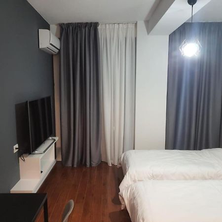 Modern Apartment Korca 3 Bagian luar foto